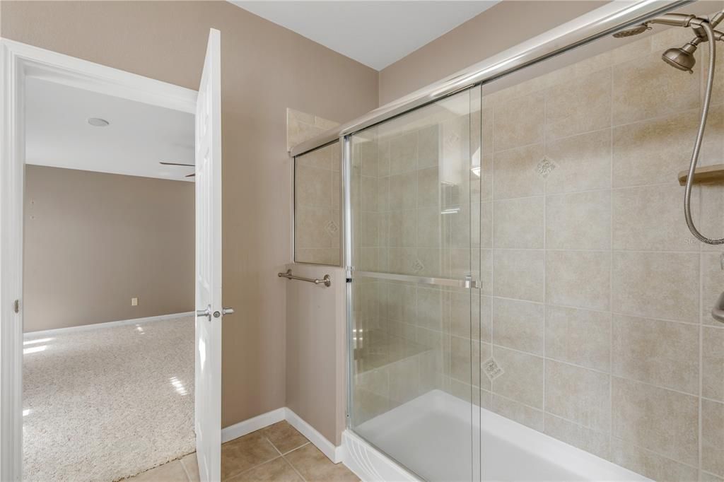 En Venta: $564,900 (3 camas, 2 baños, 1826 Pies cuadrados)