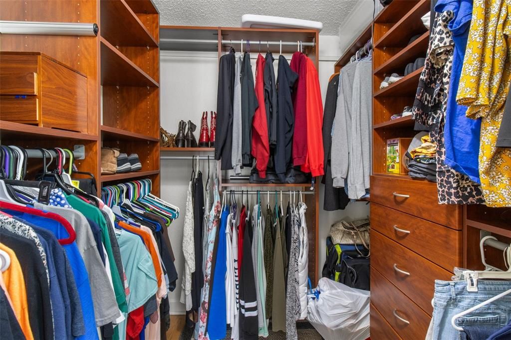 Active With Contract: $595,000 (3 beds, 2 baths, 1780 Square Feet)