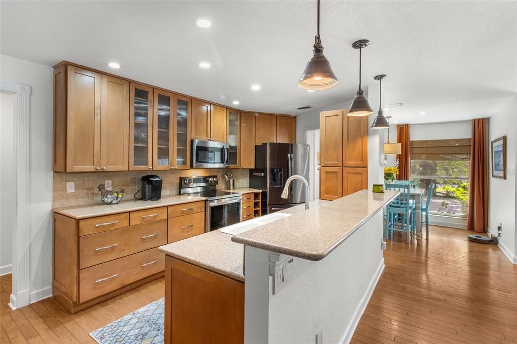 Active With Contract: $595,000 (3 beds, 2 baths, 1780 Square Feet)