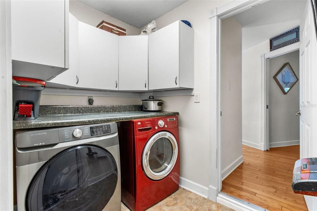 Active With Contract: $595,000 (3 beds, 2 baths, 1780 Square Feet)