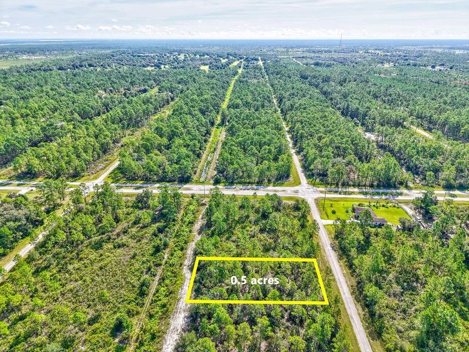 待售: $11,700 (0.50 acres)