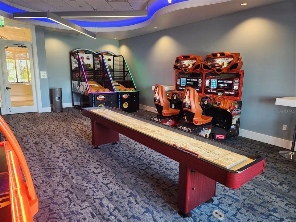 For Sale: $1,550,000 (3 beds, 3 baths, 3028 Square Feet)