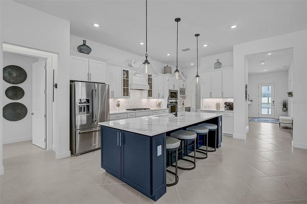 For Sale: $1,550,000 (3 beds, 3 baths, 3028 Square Feet)