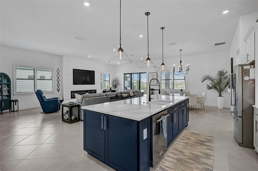 For Sale: $1,550,000 (3 beds, 3 baths, 3028 Square Feet)