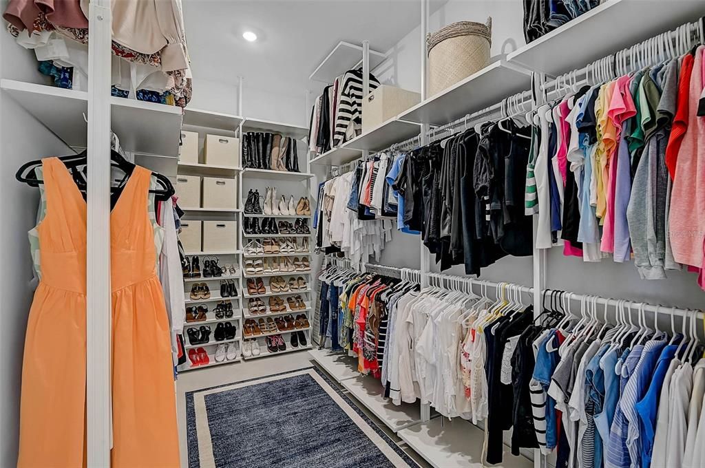 For Sale: $1,550,000 (3 beds, 3 baths, 3028 Square Feet)