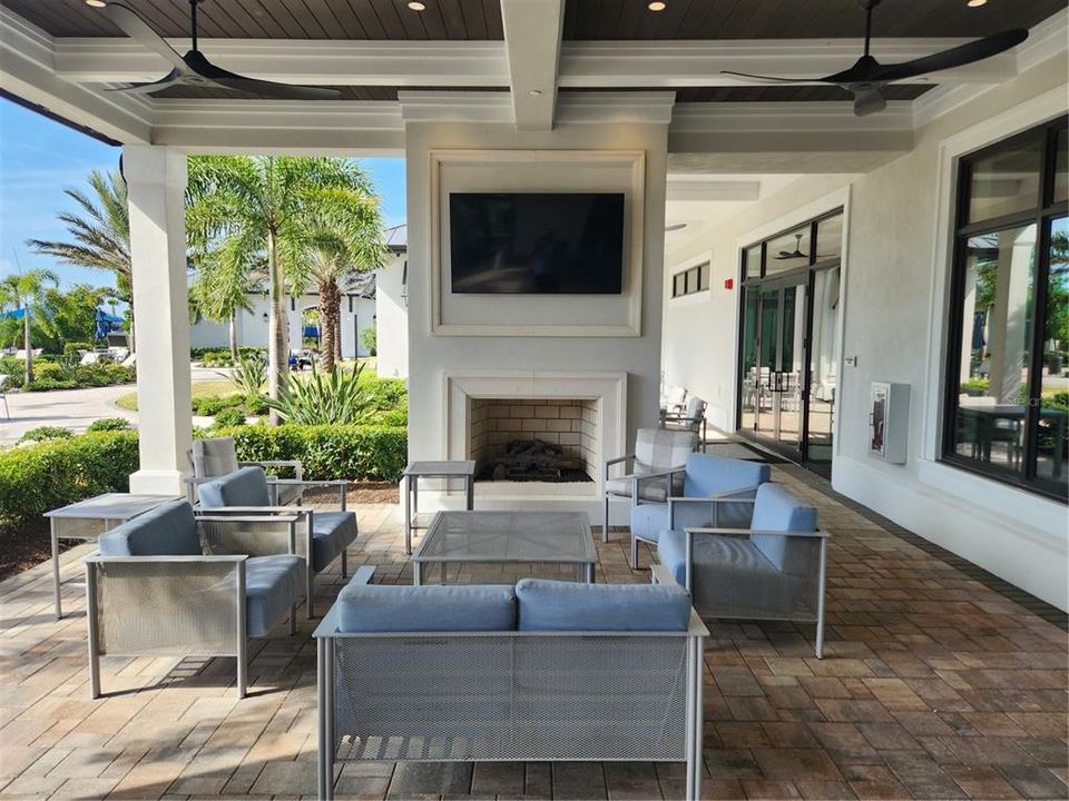 For Sale: $1,550,000 (3 beds, 3 baths, 3028 Square Feet)