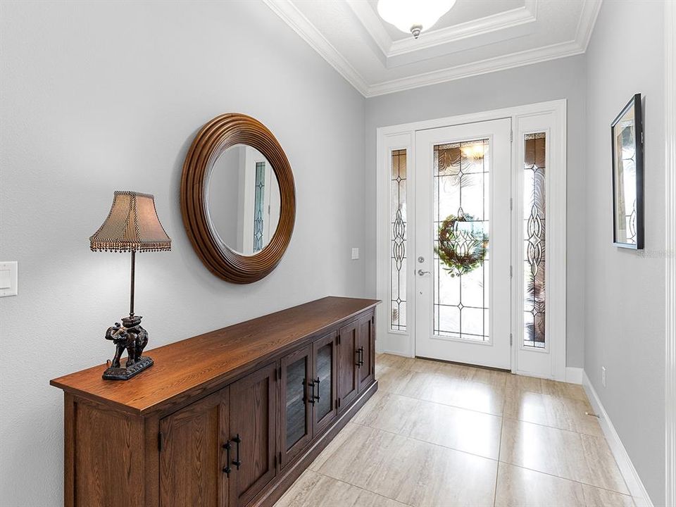 Под контрактом: $1,199,000 (3 спален, 3 ванн, 2340 Квадратных фут)