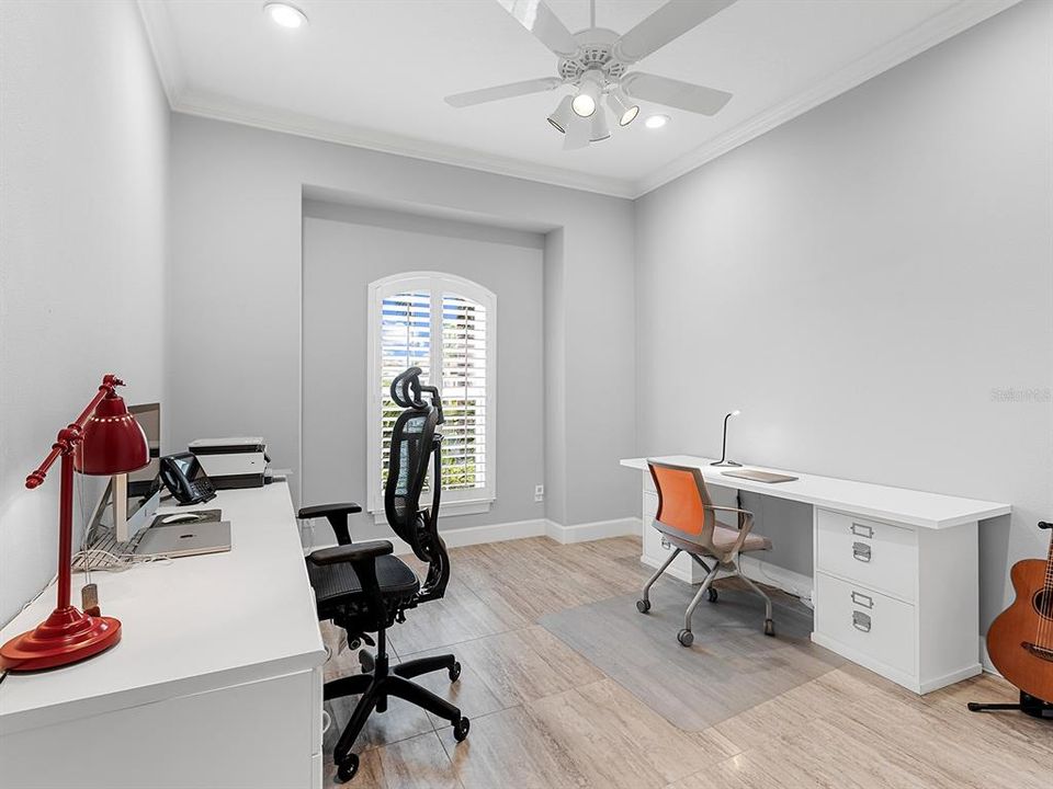 Под контрактом: $1,199,000 (3 спален, 3 ванн, 2340 Квадратных фут)