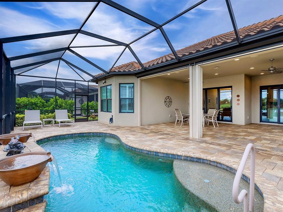 Под контрактом: $1,199,000 (3 спален, 3 ванн, 2340 Квадратных фут)