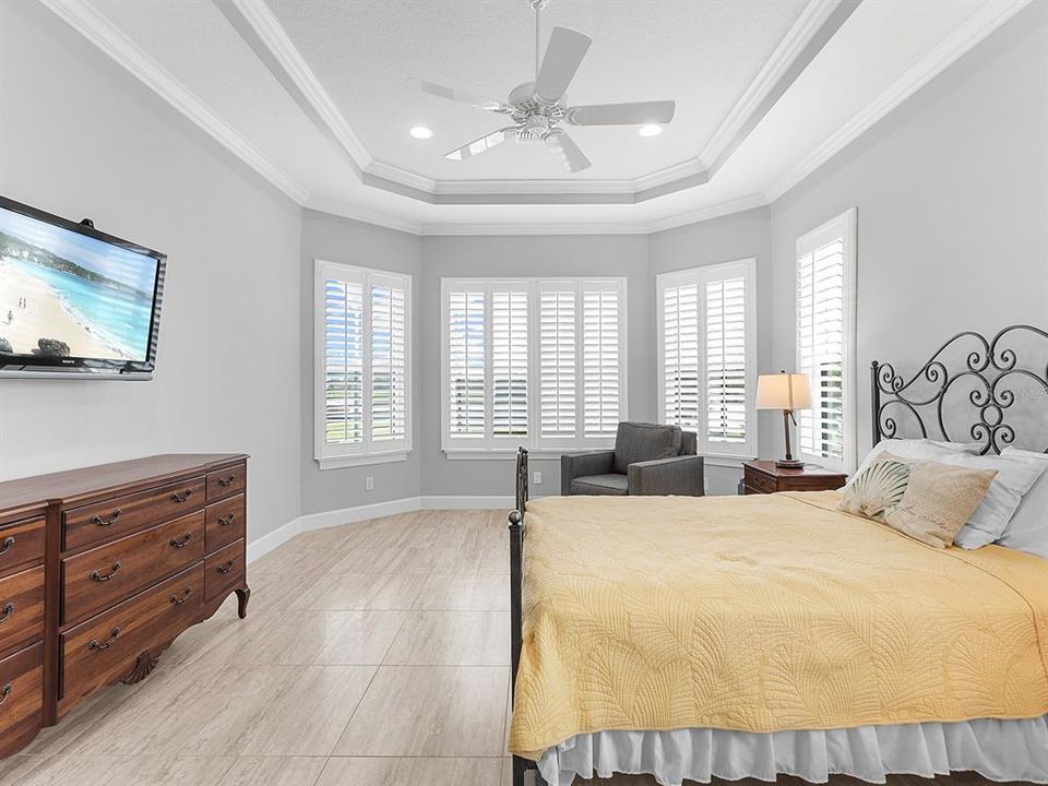 Под контрактом: $1,199,000 (3 спален, 3 ванн, 2340 Квадратных фут)