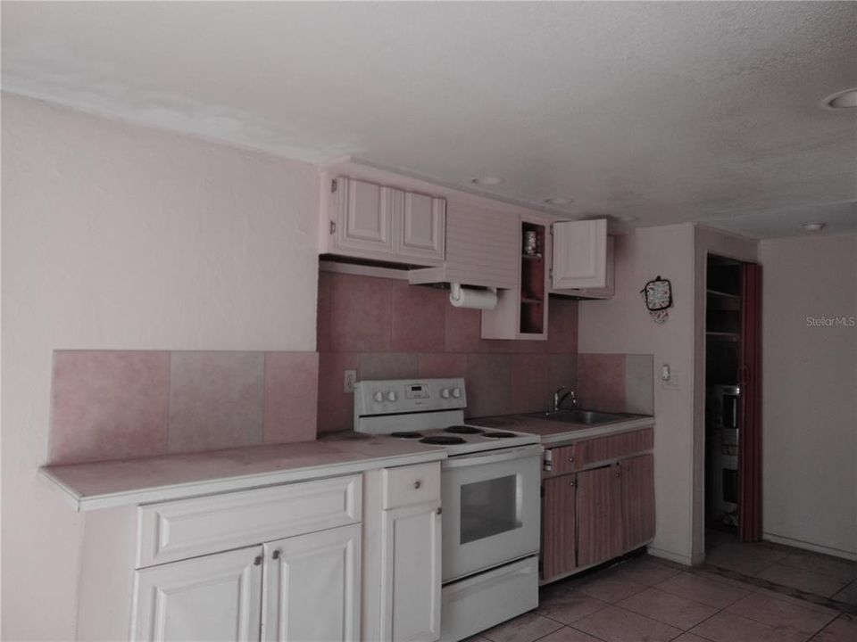 待售: $150,000 (4 贝兹, 0 浴室, 1344 平方英尺)