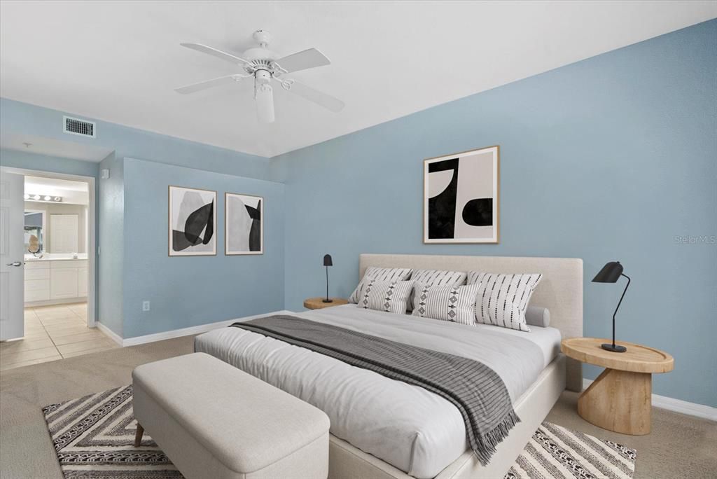 Active With Contract: $249,000 (2 beds, 2 baths, 1352 Square Feet)