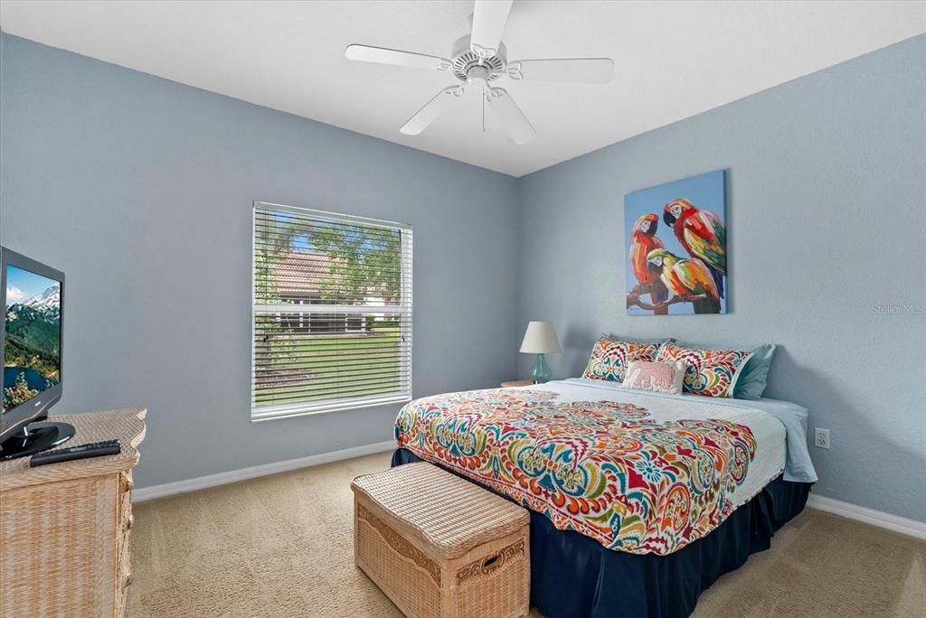 Active With Contract: $249,000 (2 beds, 2 baths, 1352 Square Feet)