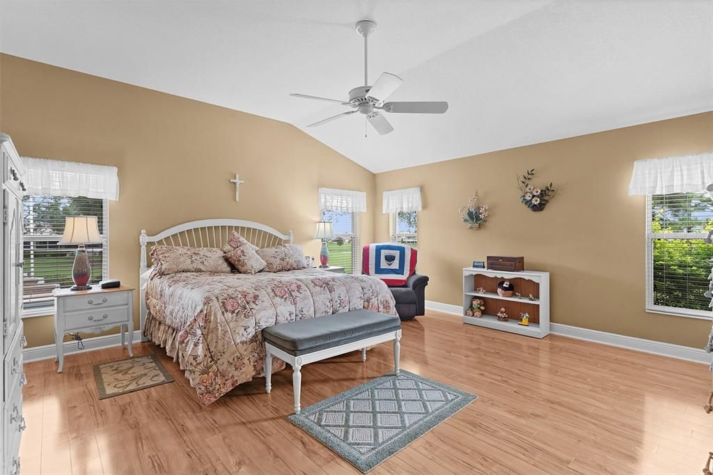 Active With Contract: $926,000 (3 beds, 2 baths, 2465 Square Feet)