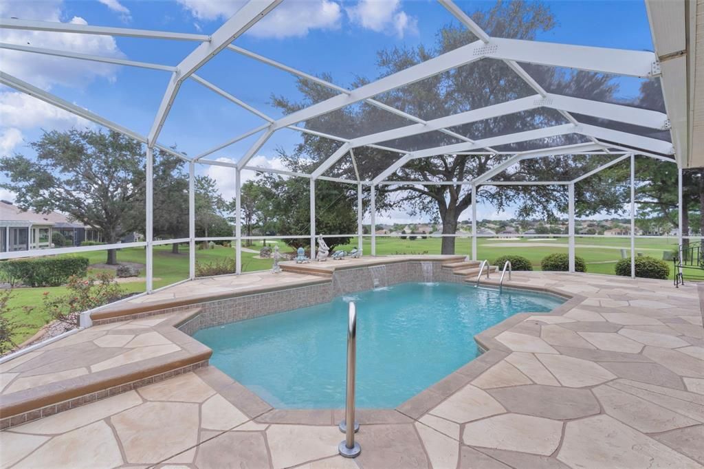 Active With Contract: $926,000 (3 beds, 2 baths, 2465 Square Feet)