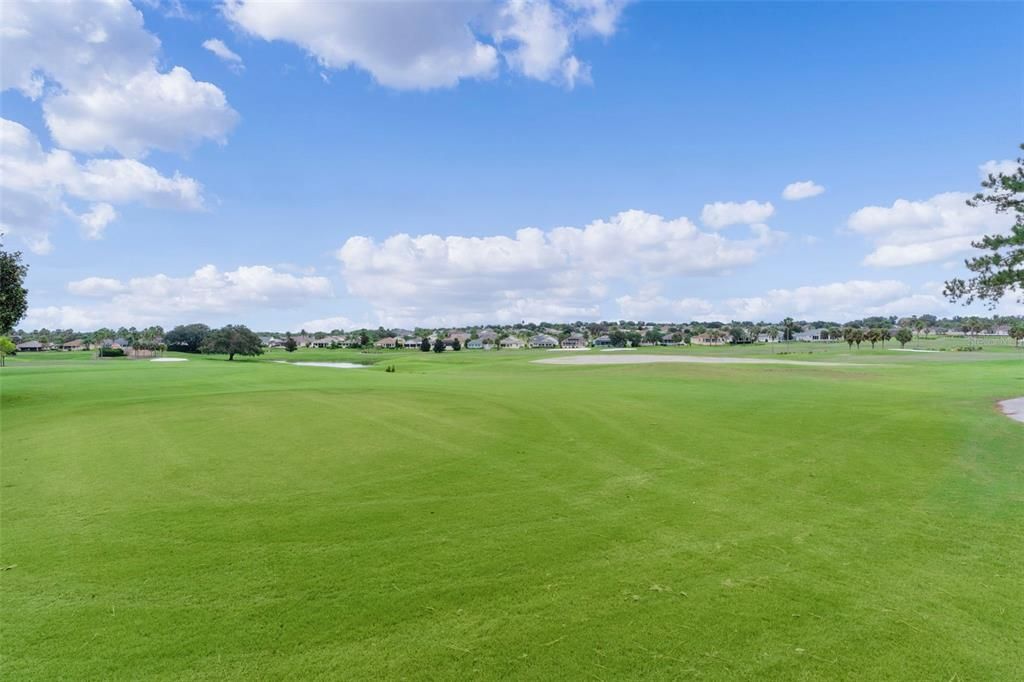 Active With Contract: $926,000 (3 beds, 2 baths, 2465 Square Feet)