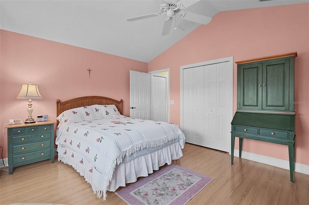 Active With Contract: $926,000 (3 beds, 2 baths, 2465 Square Feet)