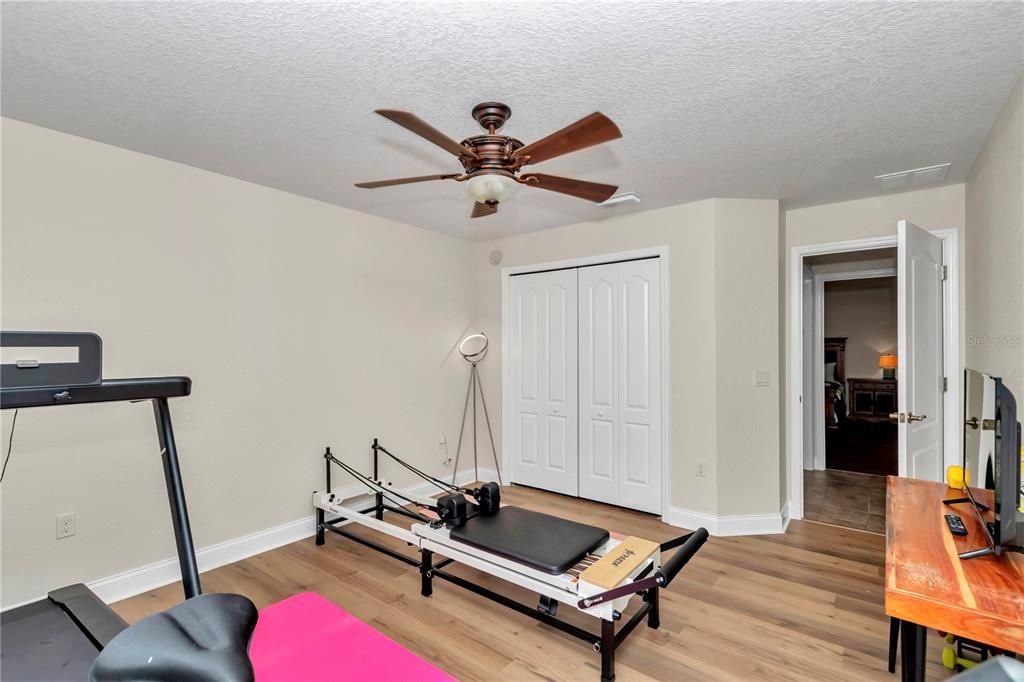 На продажу: $697,900 (3 спален, 2 ванн, 2607 Квадратных фут)