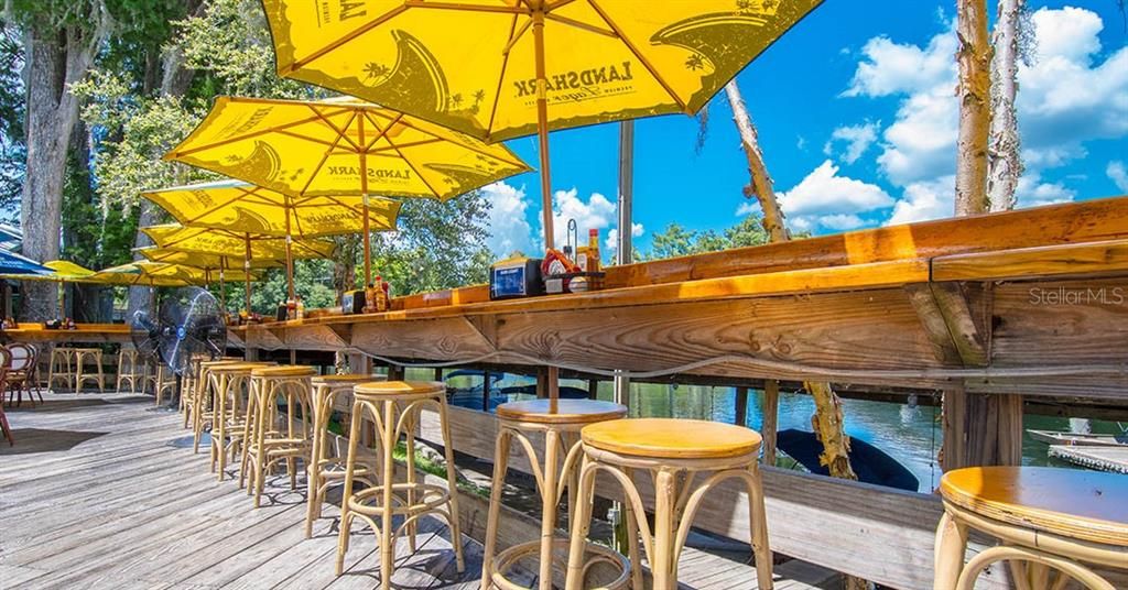 На продажу: $697,900 (3 спален, 2 ванн, 2607 Квадратных фут)