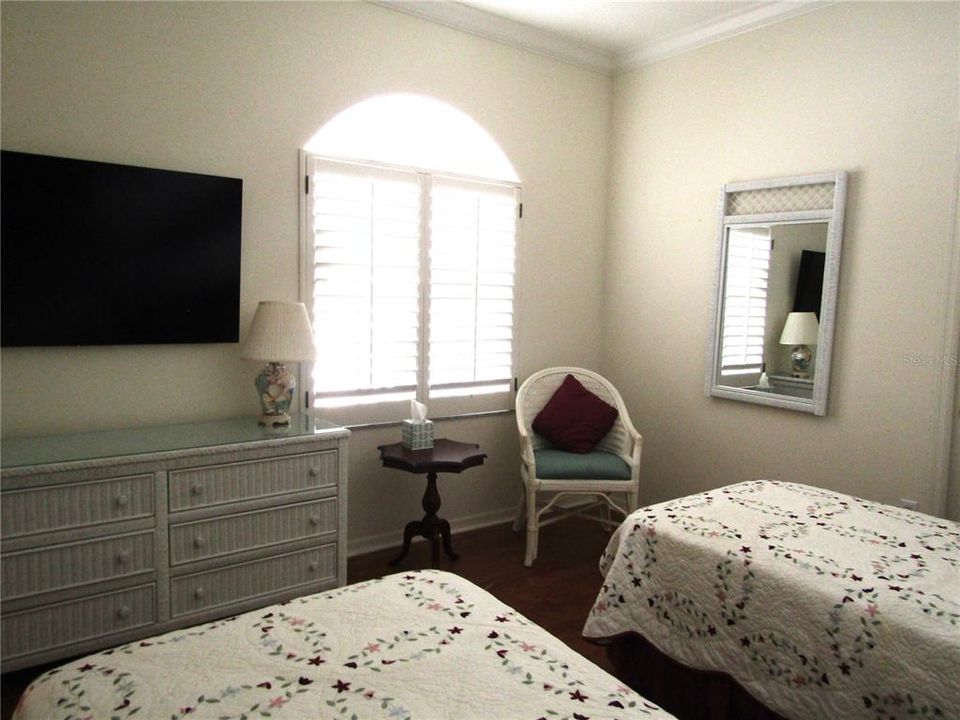 En Renta: $4,600 (2 camas, 2 baños, 1928 Pies cuadrados)