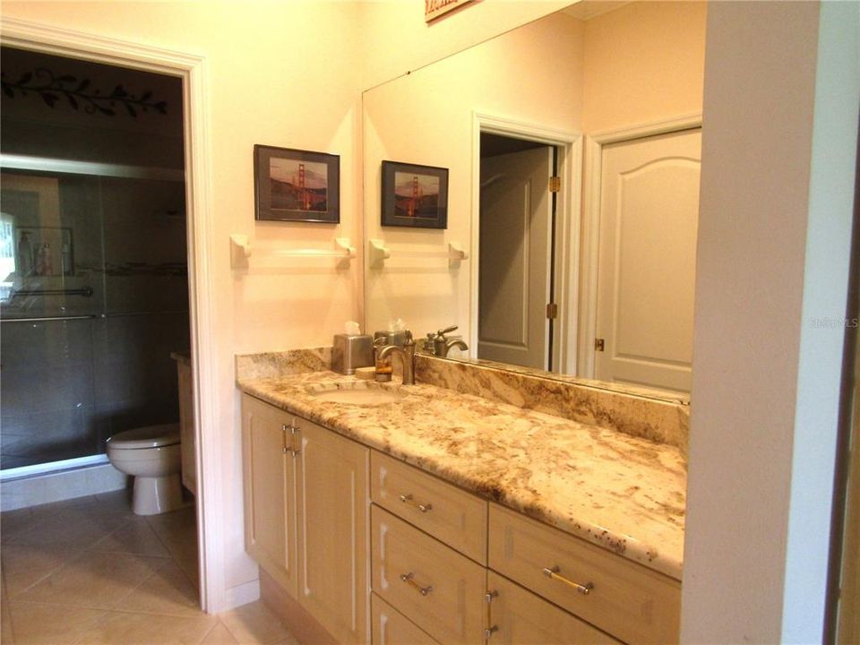 En Renta: $4,600 (2 camas, 2 baños, 1928 Pies cuadrados)