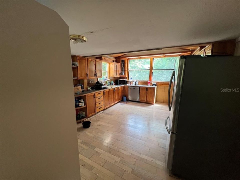 For Sale: $245,000 (4 beds, 2 baths, 2254 Square Feet)