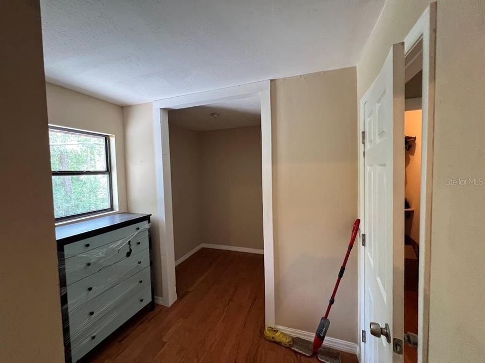 For Sale: $245,000 (4 beds, 2 baths, 2254 Square Feet)