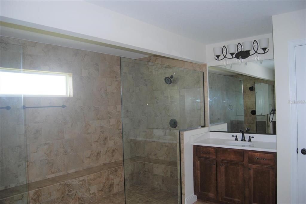 For Sale: $535,000 (3 beds, 2 baths, 2184 Square Feet)