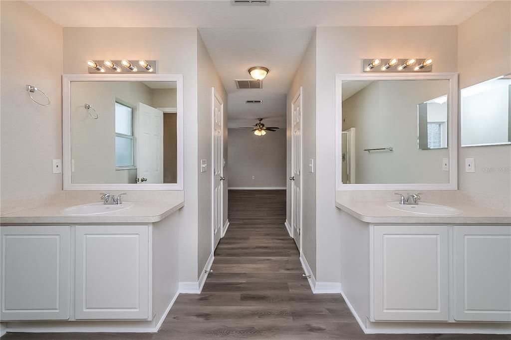 For Rent: $1,925 (3 beds, 2 baths, 1858 Square Feet)