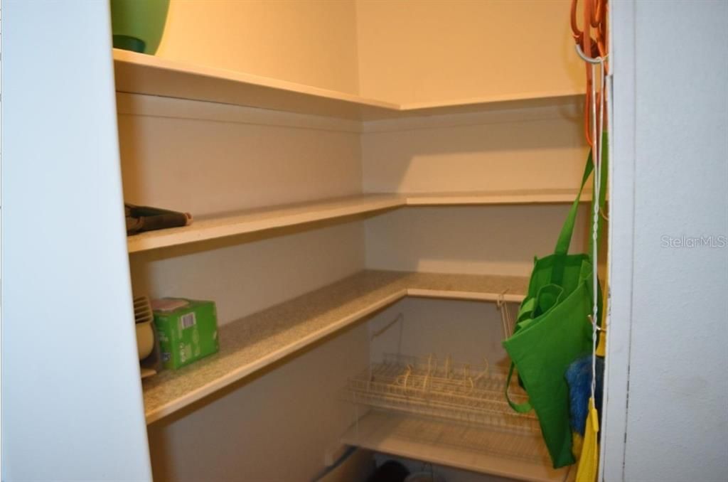 En Renta: $1,300 (2 camas, 1 baños, 825 Pies cuadrados)