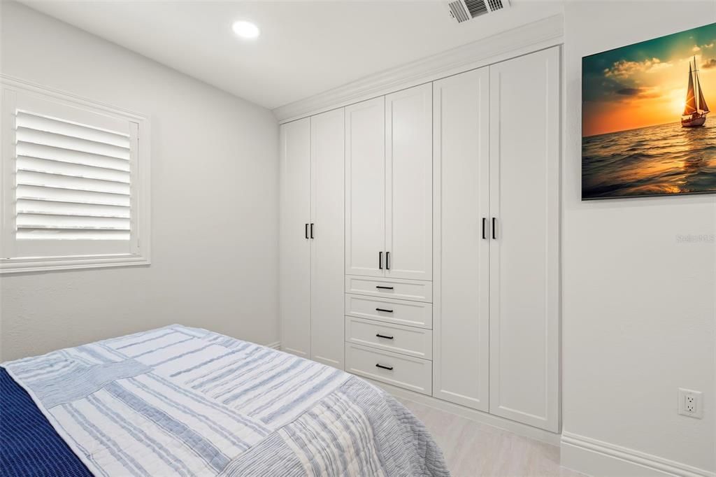 For Sale: $2,390,000 (5 beds, 4 baths, 2878 Square Feet)