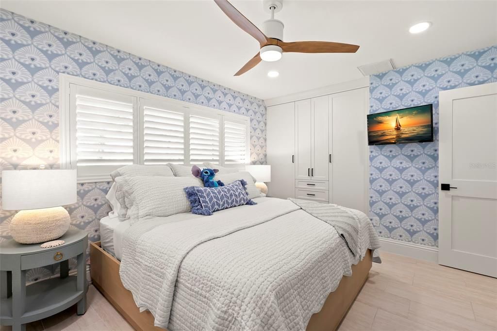 For Sale: $2,390,000 (5 beds, 4 baths, 2878 Square Feet)