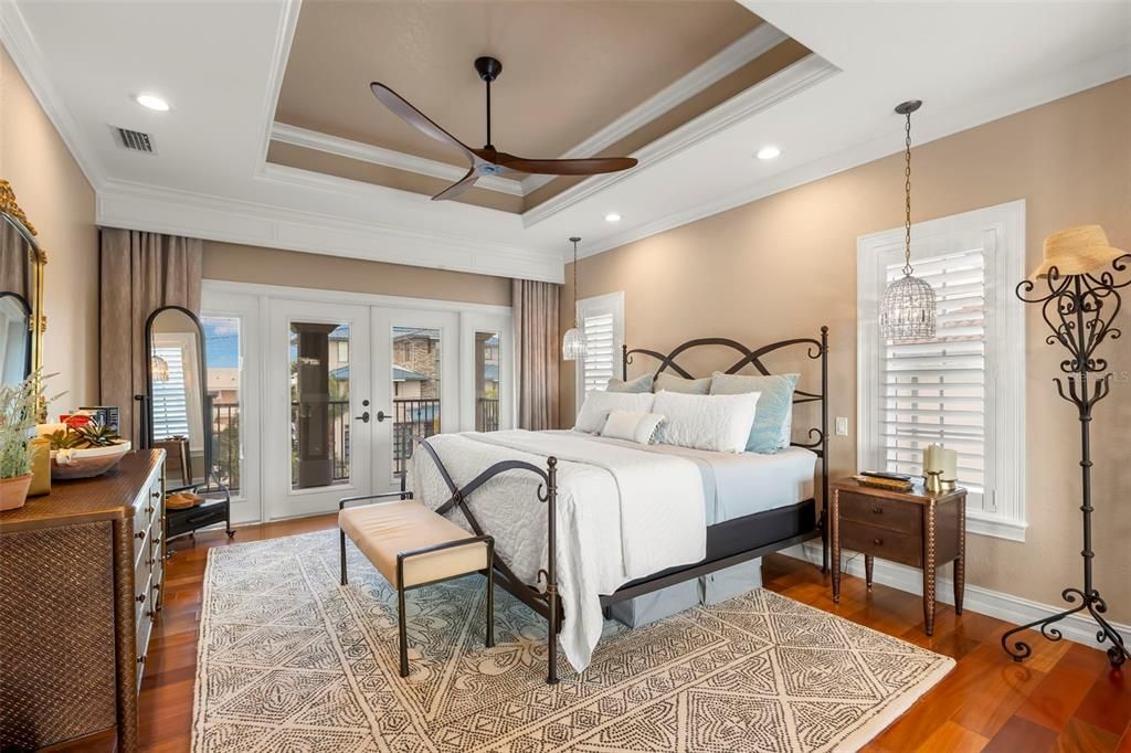 For Sale: $2,390,000 (5 beds, 4 baths, 2878 Square Feet)