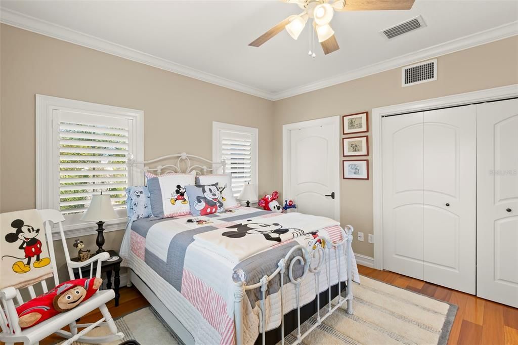 For Sale: $2,390,000 (5 beds, 4 baths, 2878 Square Feet)