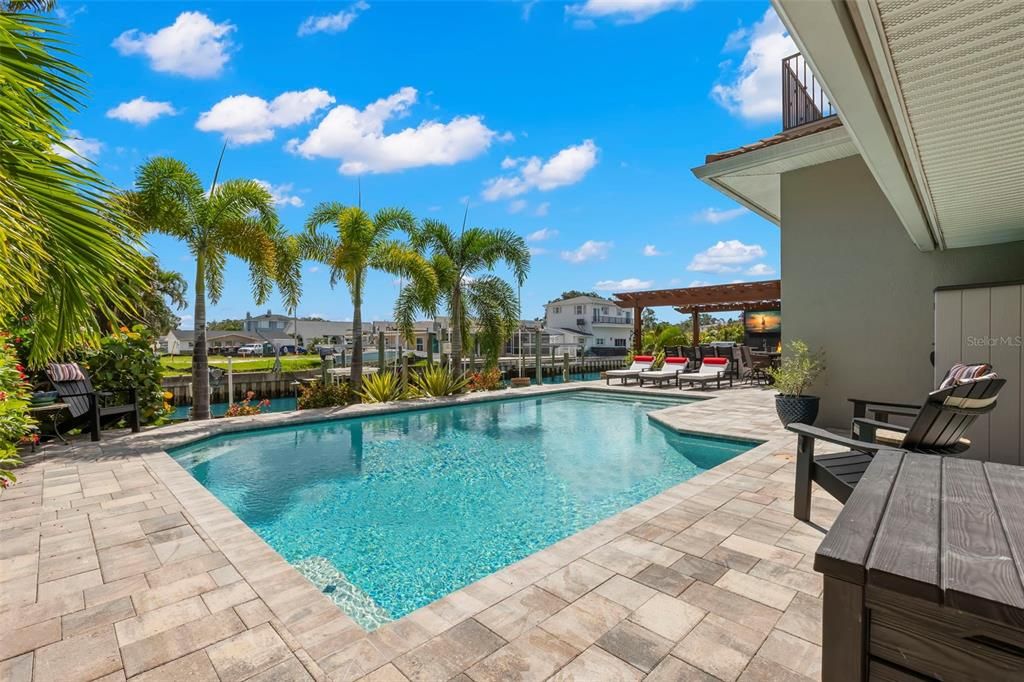 For Sale: $2,390,000 (5 beds, 4 baths, 2878 Square Feet)