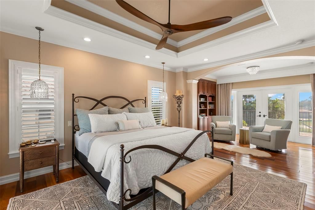 For Sale: $2,390,000 (5 beds, 4 baths, 2878 Square Feet)