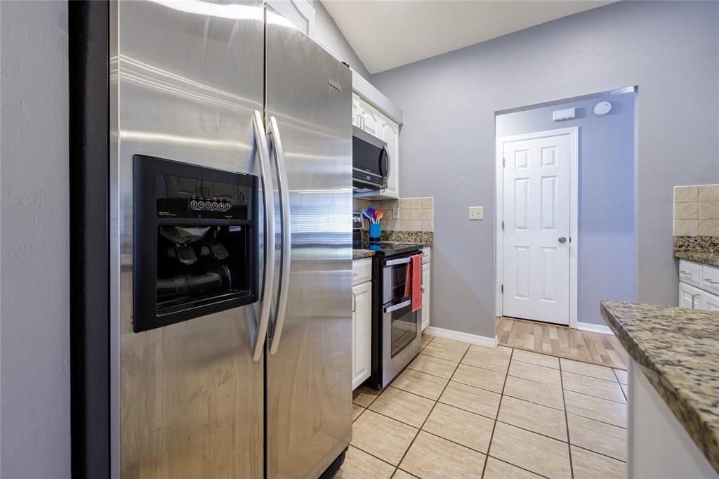 En Venta: $359,000 (3 camas, 2 baños, 1831 Pies cuadrados)