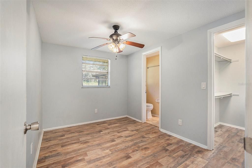 En Venta: $390,000 (3 camas, 2 baños, 1464 Pies cuadrados)