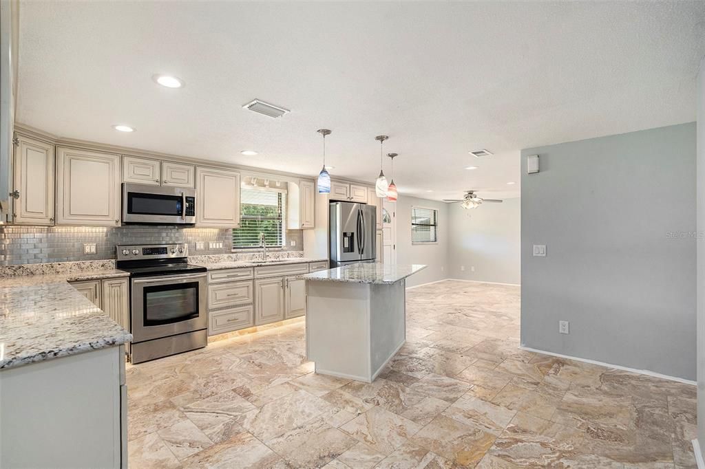 En Venta: $390,000 (3 camas, 2 baños, 1464 Pies cuadrados)