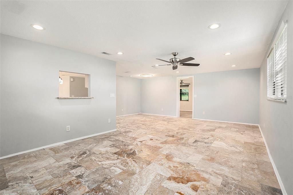 En Venta: $390,000 (3 camas, 2 baños, 1464 Pies cuadrados)