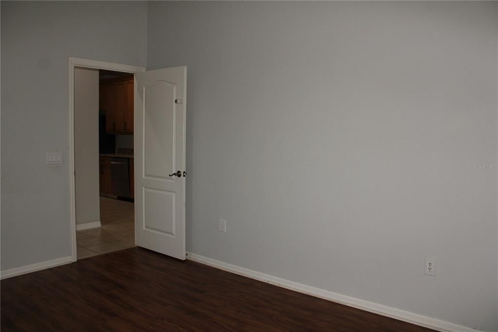 Active With Contract: $2,895 (3 beds, 2 baths, 2193 Square Feet)