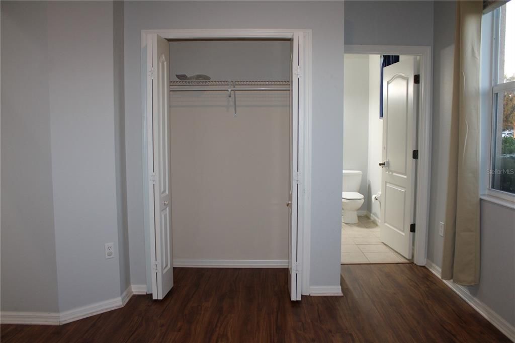 Active With Contract: $2,895 (3 beds, 2 baths, 2193 Square Feet)