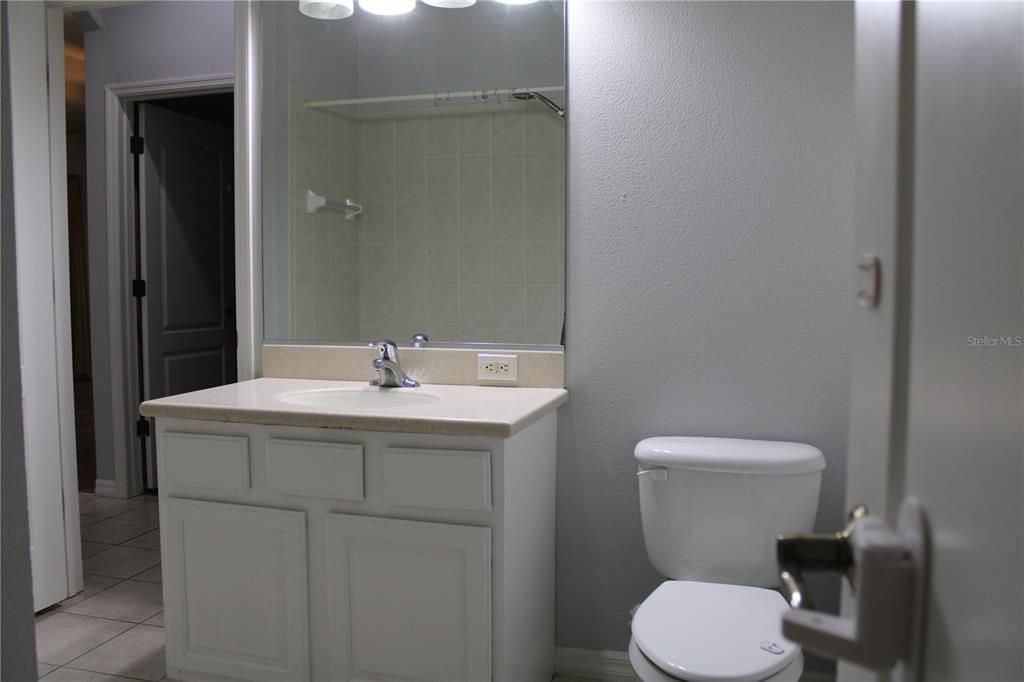 Active With Contract: $2,895 (3 beds, 2 baths, 2193 Square Feet)