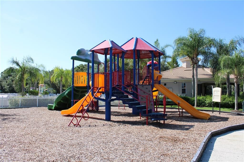 Active With Contract: $2,895 (3 beds, 2 baths, 2193 Square Feet)