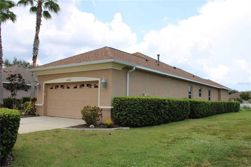 Active With Contract: $2,895 (3 beds, 2 baths, 2193 Square Feet)