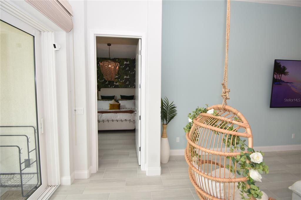 Active With Contract: $3,700 (3 beds, 2 baths, 1893 Square Feet)