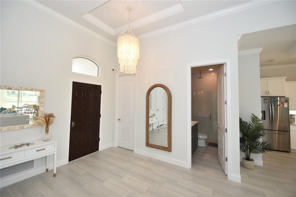 Active With Contract: $3,700 (3 beds, 2 baths, 1893 Square Feet)