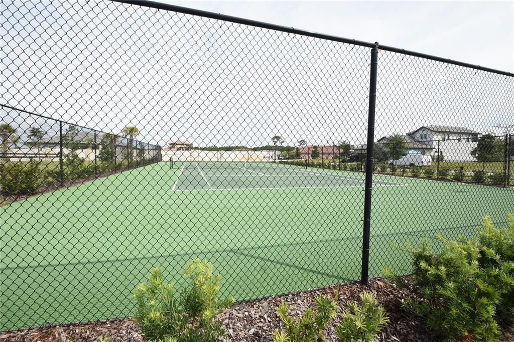 Active With Contract: $3,700 (3 beds, 2 baths, 1893 Square Feet)