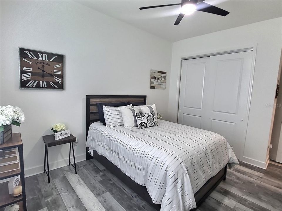 待售: $980,000 (5 贝兹, 4 浴室, 2921 平方英尺)