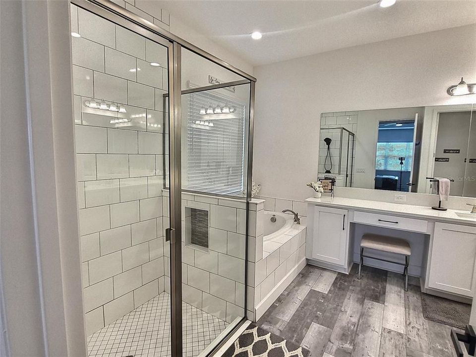 待售: $980,000 (5 贝兹, 4 浴室, 2921 平方英尺)